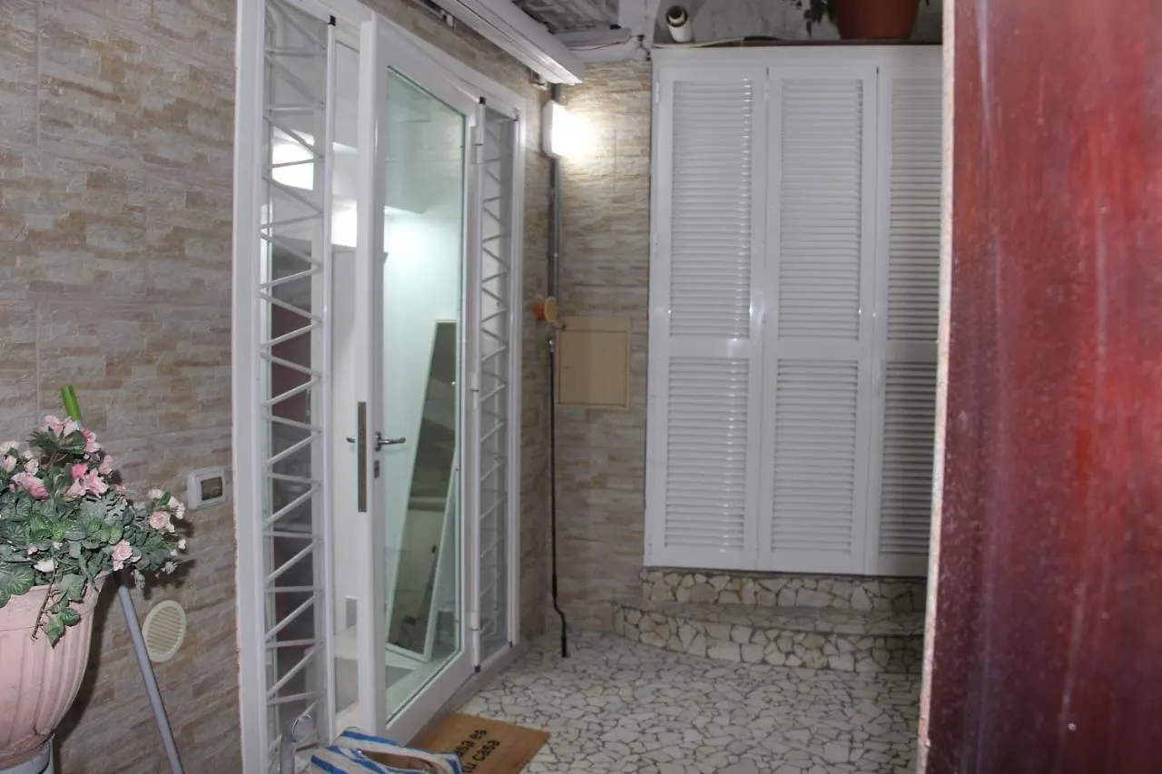 La Casa Di Ale A Chiaja Apartment Naples